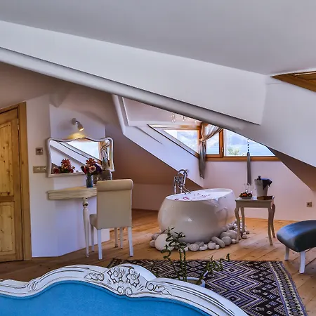 מלון Oyster Residences - Adult Only 3*