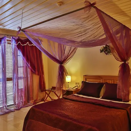 Отель Oyster Residences - Adult Only 3*