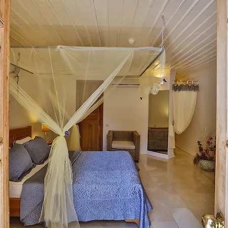 Отель Oyster Residences - Adult Only Олудениз