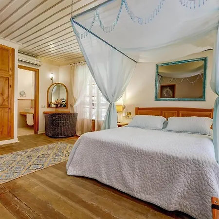 Oyster Residences - Adult Only Hotel