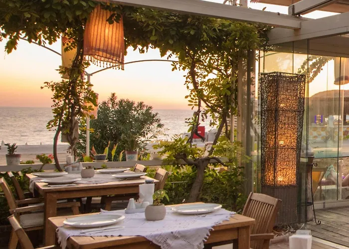 ホテル Oyster Residences - Adult Only 3*